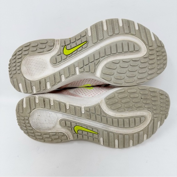 Nike React Escape Run Flyknit Sail Pink Running - Picture 7 of 8